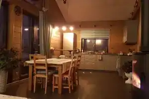 Уютный коттедж с камином в Коробицыно
