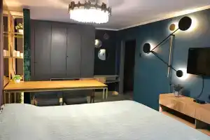 Квартиры посуточно на Десятинной 8