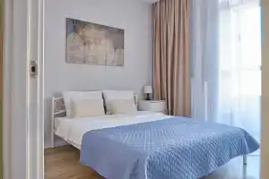 UdobnoVEKB Квартира с раздельной спальней и шикарным видом, Екатеринбург