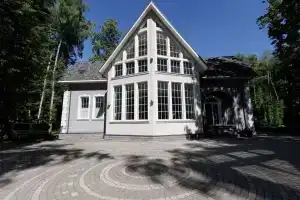 Парк-отель «Четыре сезона» в Серпуховском районе