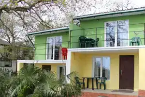 Апартаменты «Платан», Кореиз