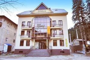 Гостевой дом «Гранд Виктория», Домбай