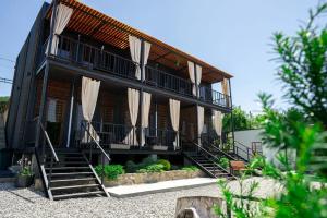 Гостевой дом Абрау Фэмили/Abrau Family, Абрау-Дюрсо