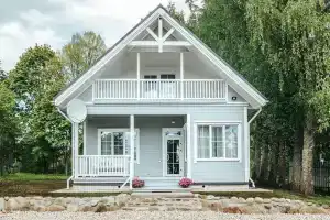 Усадьба на холме