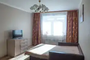 Просторная светлая двухкомнатная квартира в современном доме