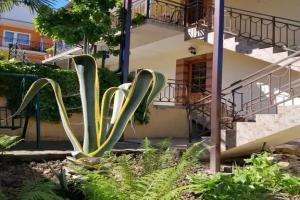 Гостевой дом «Светлана», Лоо