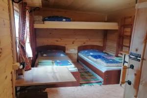 Домик рядом с Каменным городом и Столбами Усьва, Усьва