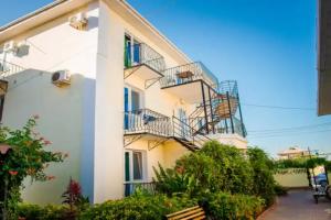 Гостевой дом «Гирей», Береговое