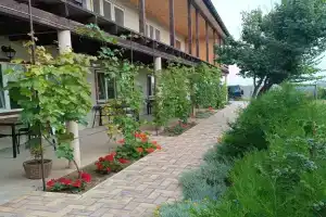 Гостевой дом, Штормовое