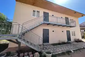 Мини-отель «Sunhouse», Бостери