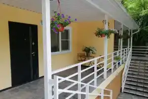 Гостиничный комплекс «Примула», Инал