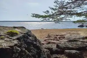 База отдыха и рыбалки «Нобельский Мыс», Ландышевка