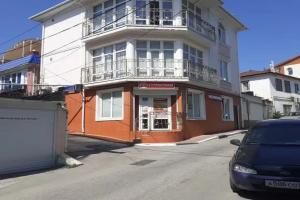 Гостиница «Ирина», Алушта