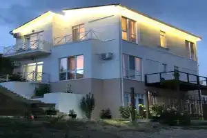 Апартаменты «Выше неба», Коктебель