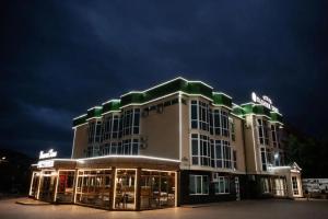 Отель «Нальчик Холл», Нальчик