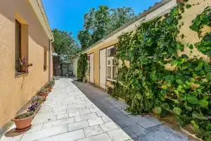 Гостевой дом «ЮГ», Судак