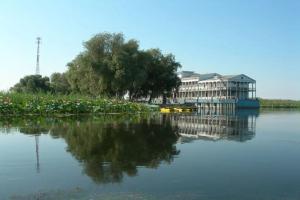 Гостиница «Волга-Дельта», Каралат