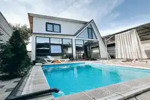 Гостевой дом «Берлога», Алматы