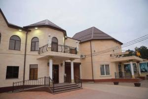 Ресторанно-гостиничный комплекс «Царский», Крымск