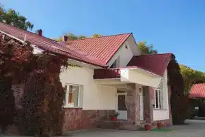 Гостевой дом «Каменный цветок», Новоабзаково