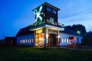 Отель «Веселая мельница», Веселовка