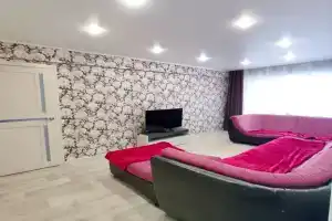 Уютная квартира в спальном районе, заселение до 5 человек