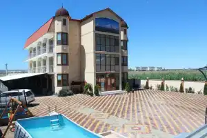 Гостевой дом «Ангелина», Феодосия