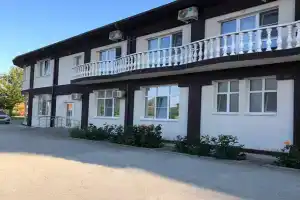 Гостевой дом «Янис», Сенной