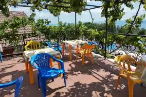 Частный дом «Валера и Люба», Лазаревское