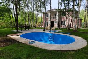 Гостевой дом в Лесу 195