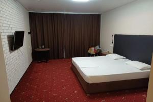 SKY HOTEL, Тюмень