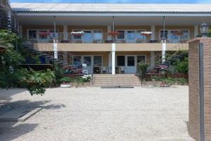 Гостевой дом «Дюльбер», Судак