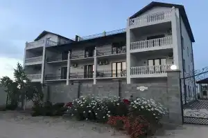 Гостиница «Золотой Пляж»