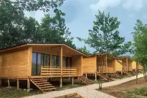 Отель «Garuda Beach Village»