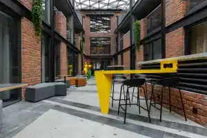Гостиница «IzzziUP Community L&C», Санкт-Петербург