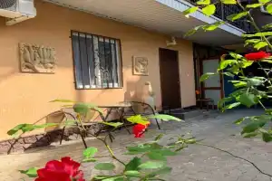 Гостевой дом «Самшит», Адлер