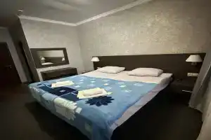 Hotel «Alatau-Lux», Домбай