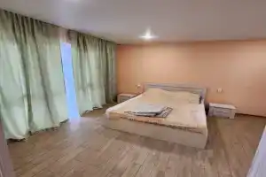 Гостевой дом «Керкинитида», Заозёрное