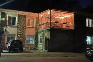 Гостиница «Сплав», Сухой Лог