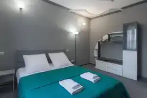 Отель «Мон Ами Домодедовская», Дроздово