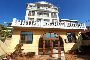 Гостевой дом «Сияние», Адлер