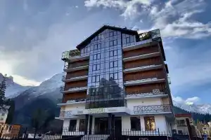 Гостиница «Таукель», Домбай