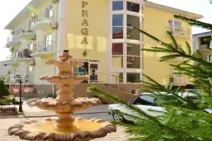 Гостиница «Прага», Николаевка