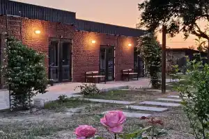 Гостевой дом «Таврус», Новоотрадное