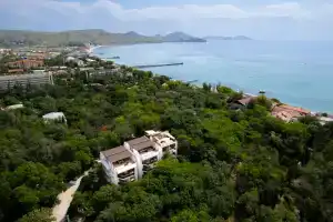 Апарт-отель «Арт-отель», Коктебель