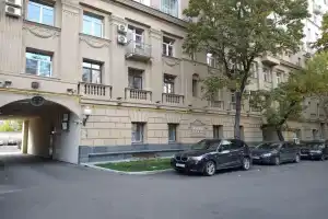 Мост Отель, Москва