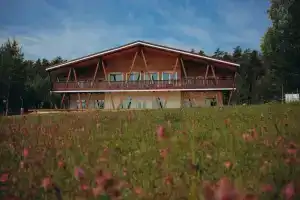 База отдыха «Любытино-Хутор», Любытино