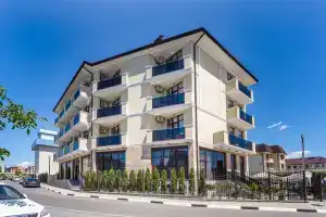 Арт Отель, Дивноморское