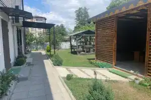 Гостевой дом «У Мадины», Пицунда