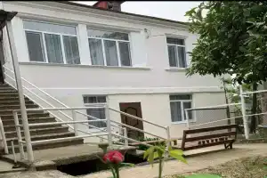 Гостевой дом на Генерала Дбар 52А, Гагра
